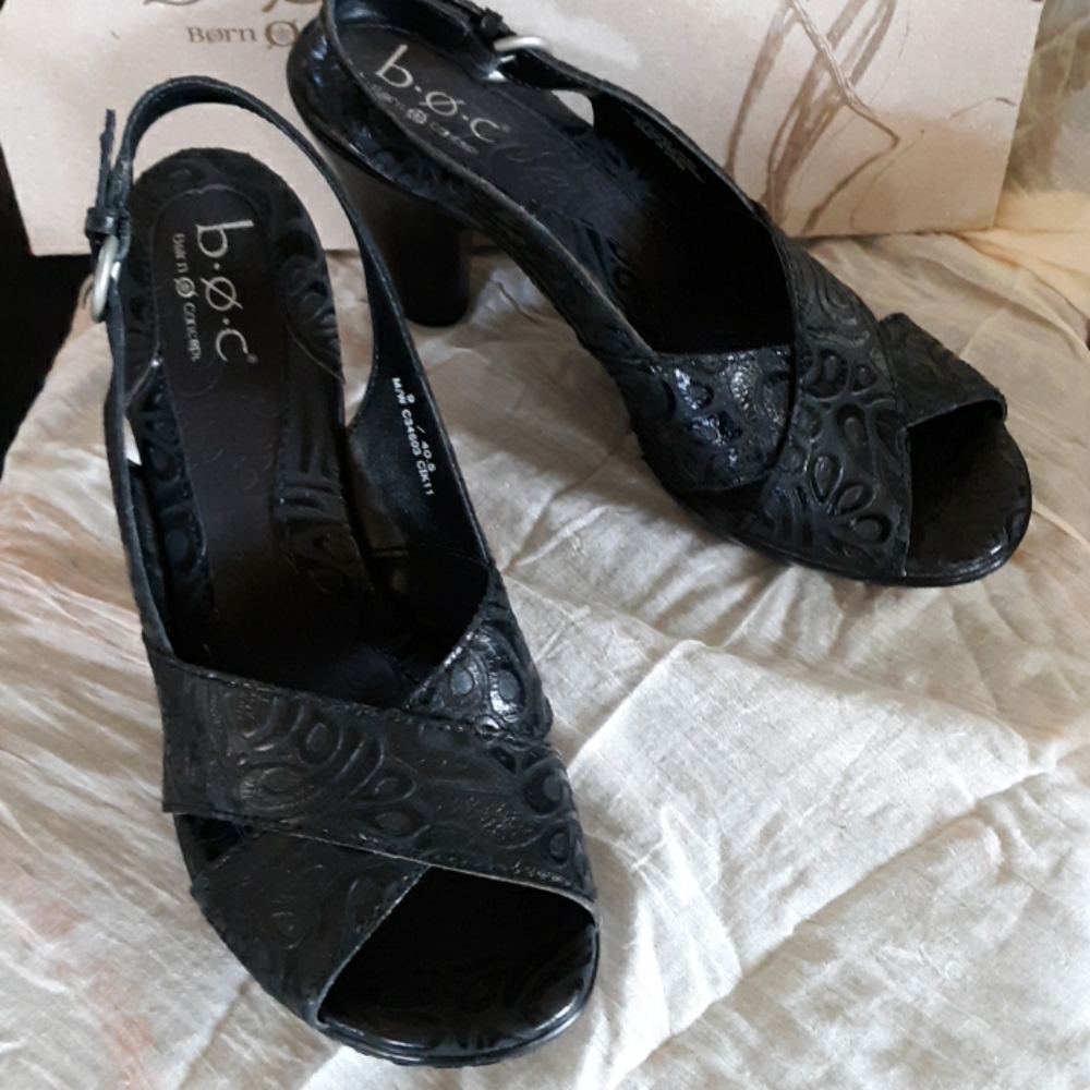 Textured leather platform sandals